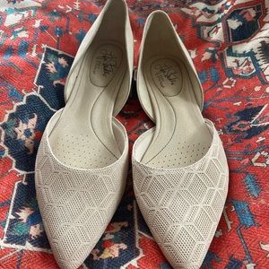 New Without Tag Life Stride Soft System Retta Flats